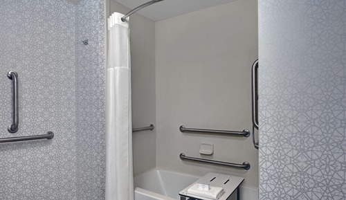 Zimmer, barrierefrei, Flussblick