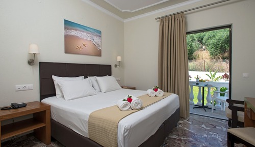 Standard-Doppel- oder -Zweibettzimmer (Mountain view or Garden view)