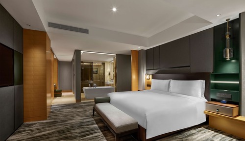 Deluxe-Suite, 1 King-Bett