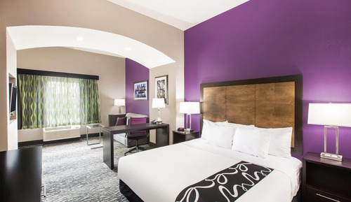 Deluxe-Zimmer, 1 King-Bett, barrierefrei, Nichtraucher (Mobility/Hearing Impaired Accessible)