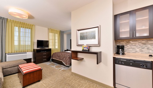 Studiosuite, 1 Queen-Bett, barrierearm, Küche (Mobility, Accessible Tub)