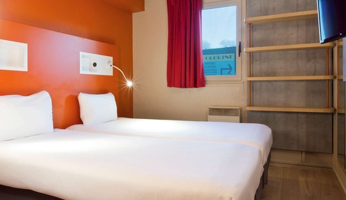 Zweibettzimmer, 2 Einzelbetten