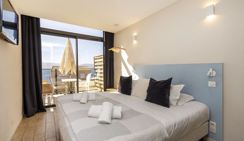 Doppelzimmer, Balkon, Meerblick