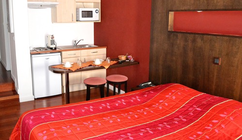 Standard-Doppel- oder -Zweibettzimmer