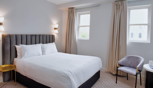 Deluxe-Vierbettzimmer
