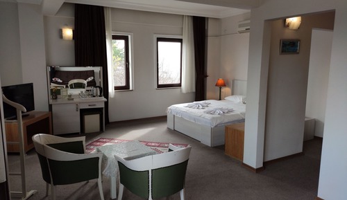 Deluxe-Studiosuite, 1 Schlafzimmer, Badewanne, Stadtblick