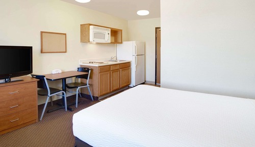 Zimmer, 1 Queen-Bett und Schlafsofa, barrierefrei, Raucher