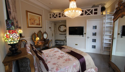 Doppelzimmer, mit Bad (Versailles)