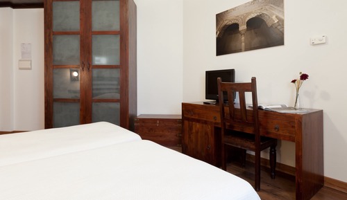 Standard-Doppel- oder -Zweibettzimmer