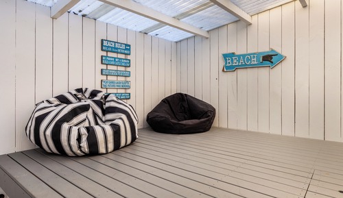 Deluxe One Bedroom Suite