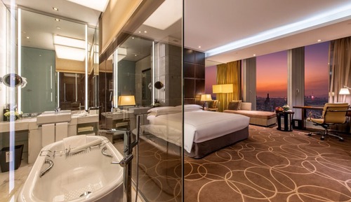 Classic-Zimmer, 1 King-Bett, Zutritt zur Club Lounge, Stadtblick