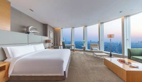 Junior-Suite, 1 King-Bett, Zutritt zur Club Lounge, Stadtblick
