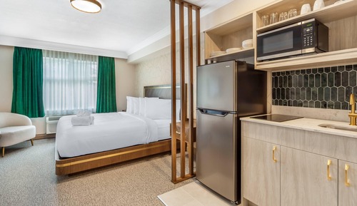 Zimmer, 1 King-Bett, Nichtraucher (Efficiency)