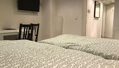 Basic-Doppelzimmer, mit Bad (Souterain)