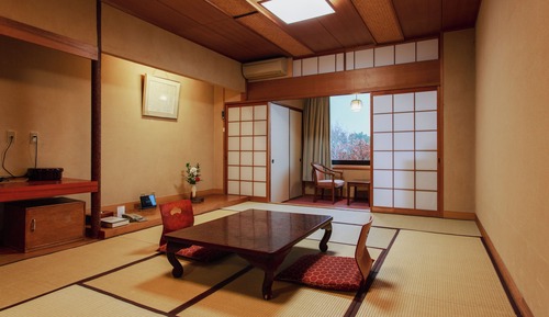 Standardzimmer, Nichtraucher (JP Style with Shared Bathroom)