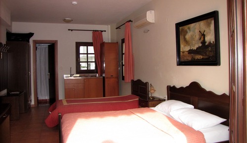 Classic-Studio, Poolblick (for 3)