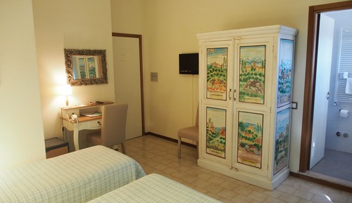Dreibettzimmer