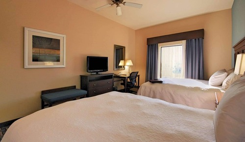 Zimmer, 2 Queen-Betten, barrierefrei, Nichtraucher