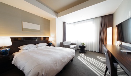 Deluxe-Doppelzimmer, 1 Queen-Bett, Nichtraucher, Eckzimmer (River Side)