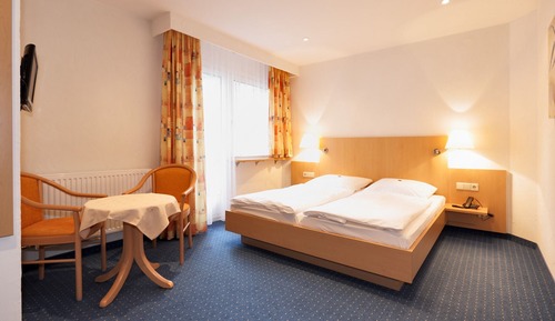 Economy-Doppelzimmer