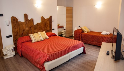 Familienapartment, 2 Schlafzimmer, Küche, Bergseite (No Elevator)