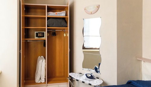 Standard-Apartment, 1 Schlafzimmer, Küche, Annex (No Elevator)