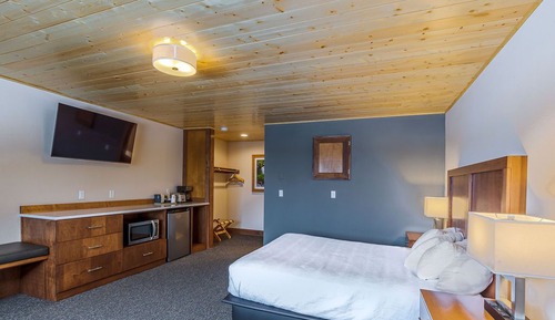 Standard-Studio, 1 Queen-Bett und Schlafsofa, Kamin, Bergblick (Trailside)