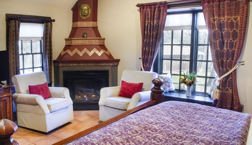 Zimmer (The Winter Cottage)