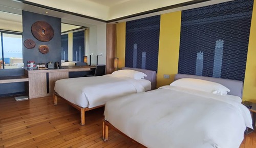 Classic-Zimmer, 2 Doppelbetten, Meerblick (High Floor)