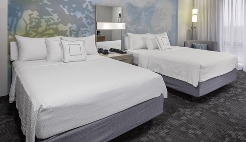 Zimmer, 2 Queen-Betten