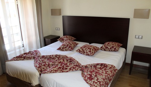 Zweibettzimmer (2)
