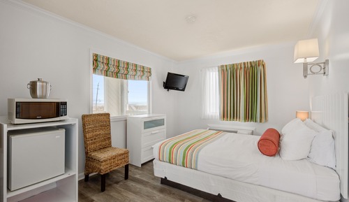 Classic-Zimmer, 1 Queen-Bett, Poolblick