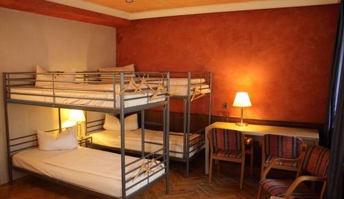 Suite, Gemeinschaftsbad