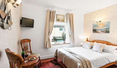 Standard-Doppelzimmer, Gartenblick (Room 5)