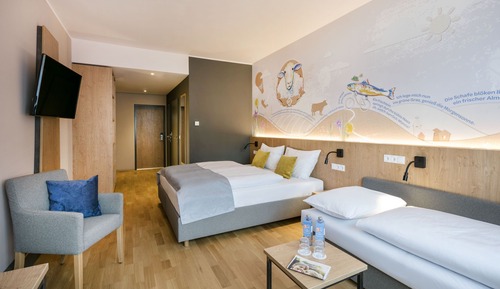 Standard-Dreibettzimmer