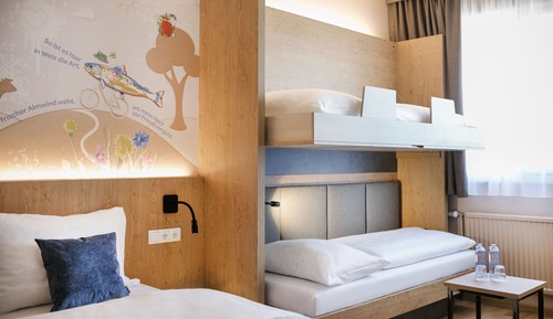 Standard-Vierbettzimmer