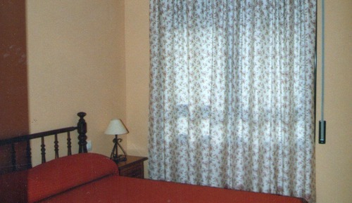 Basic-Doppel- oder -Zweibettzimmer