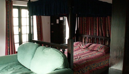 Doppelzimmer, mit Bad, Flussblick