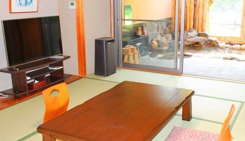 Zimmer (Private Open-air Bath for 5 People)