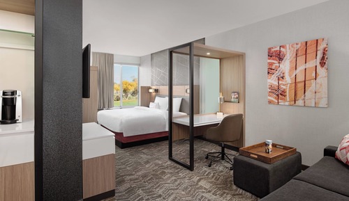 Studiosuite, 1 King-Bett (Mobility/Hearing Access, Roll-In Shwr)