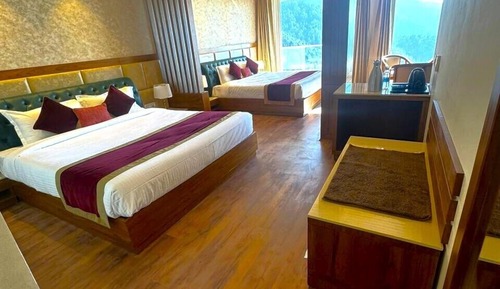 Familien-Vierbettzimmer, Mehrere Betten, Talblick, Bergseite