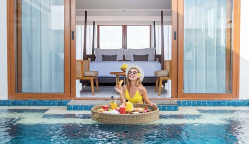 Royal Suite Villa with Private Pool and Daily Beers