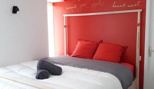 Apartment, mit Bad