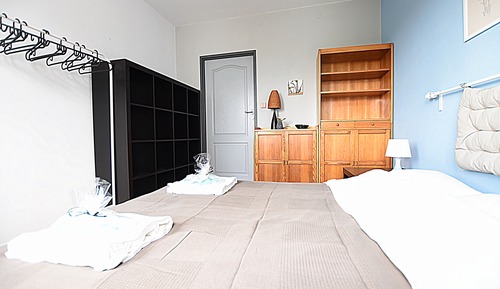 Doppelzimmer, 1 Doppelbett, Gemeinschaftsbad ('2')