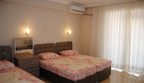 Standard-Dreibettzimmer