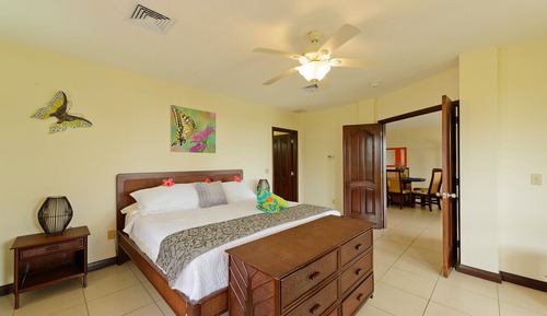 Luxury-Villa, 2 Schlafzimmer, 2 Bäder, am Strand