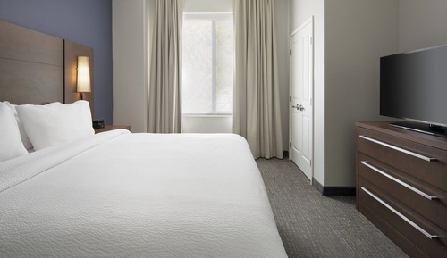 Suite, 1 Schlafzimmer (Mobility Accessible, Roll-In Shower)