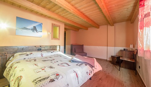 Doppelzimmer, eigenes Bad