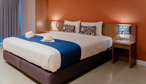 Standard-Doppelzimmer, 1 King-Bett, Nichtraucher