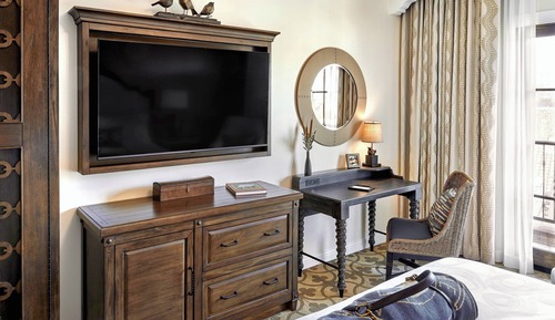 Zimmer, 2 Queen-Betten, Balkon